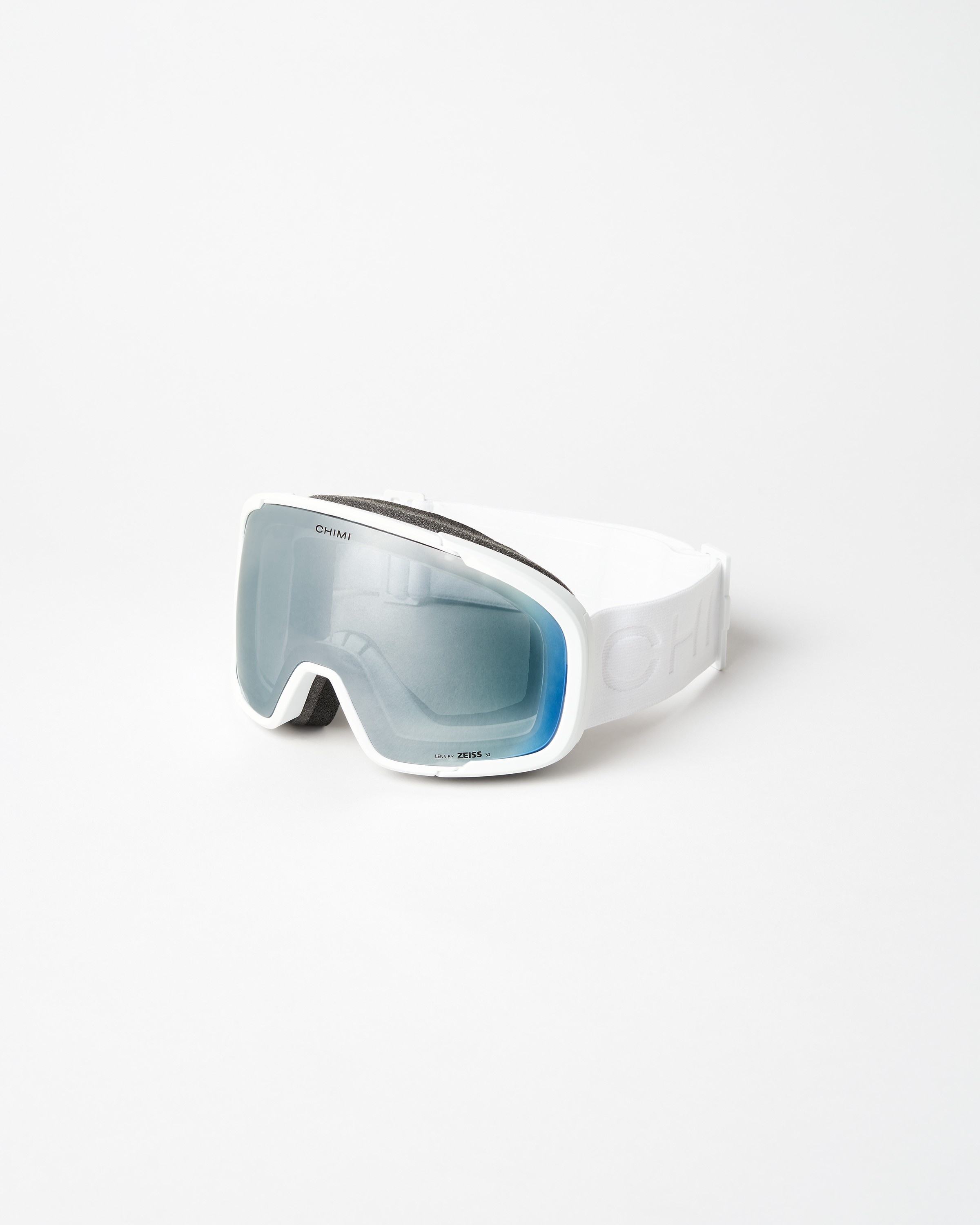 Ski 04 White 1