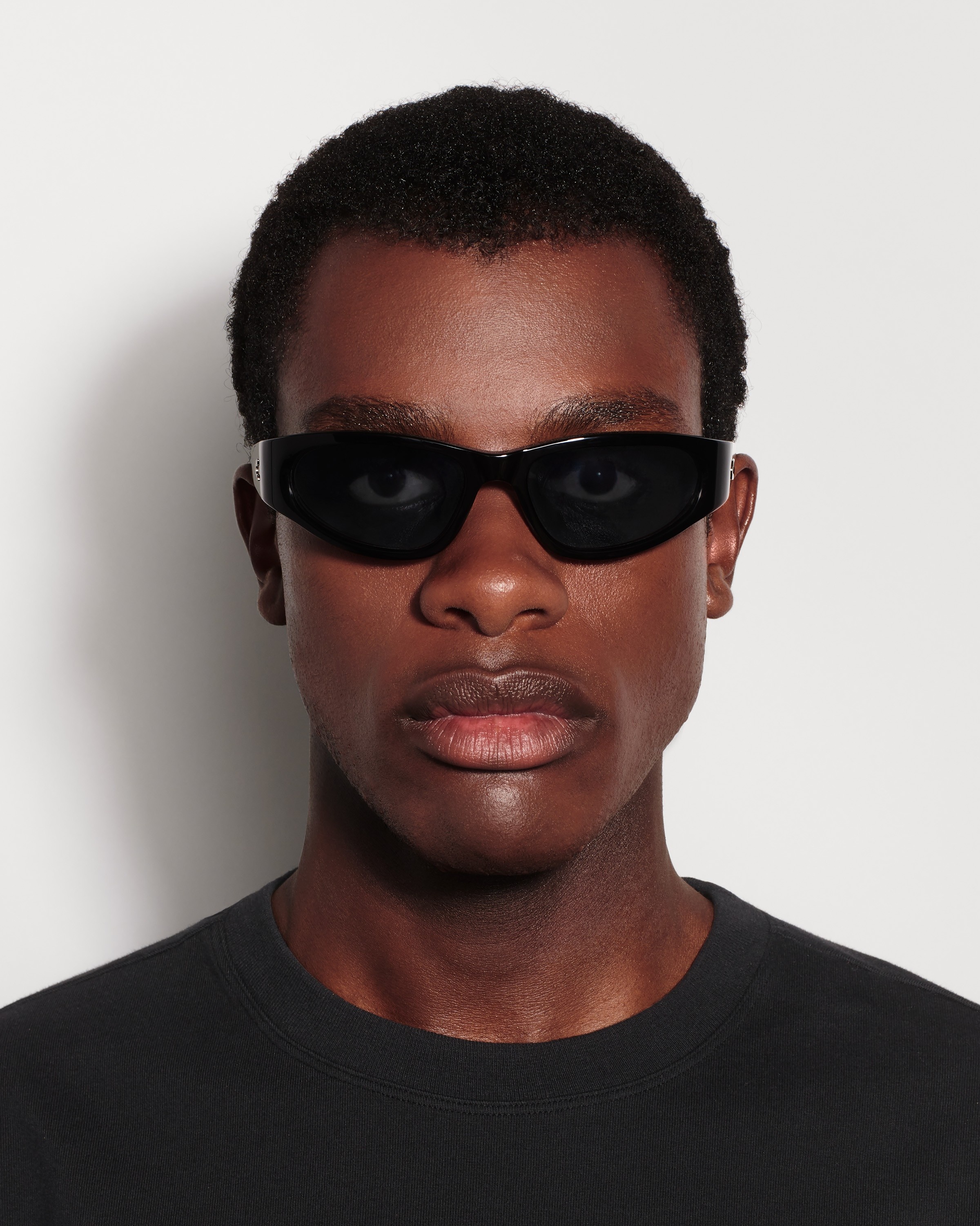 Slim Black 1