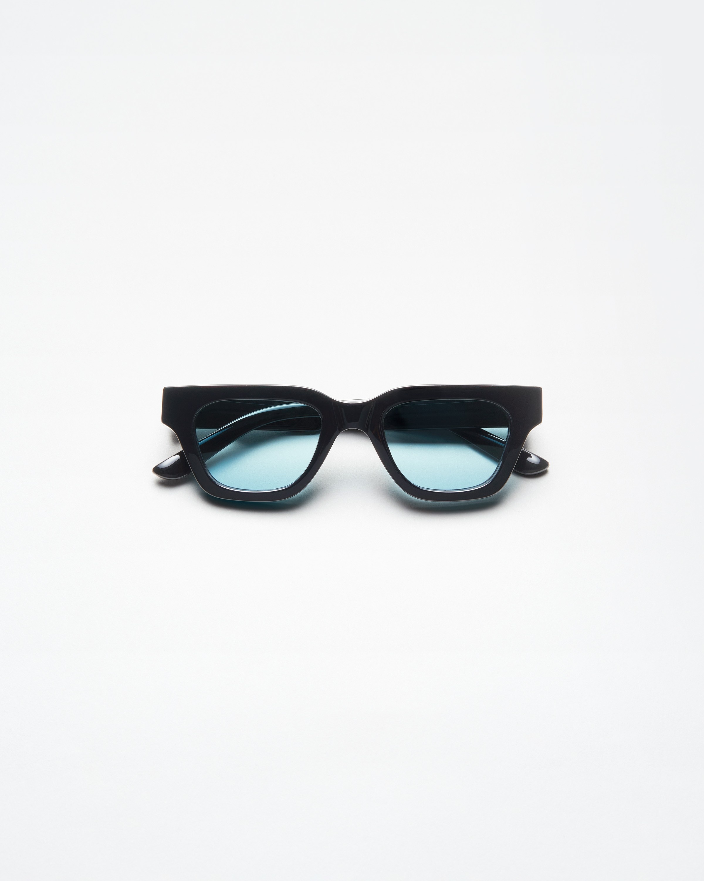 11 Lab Lens Blue 3