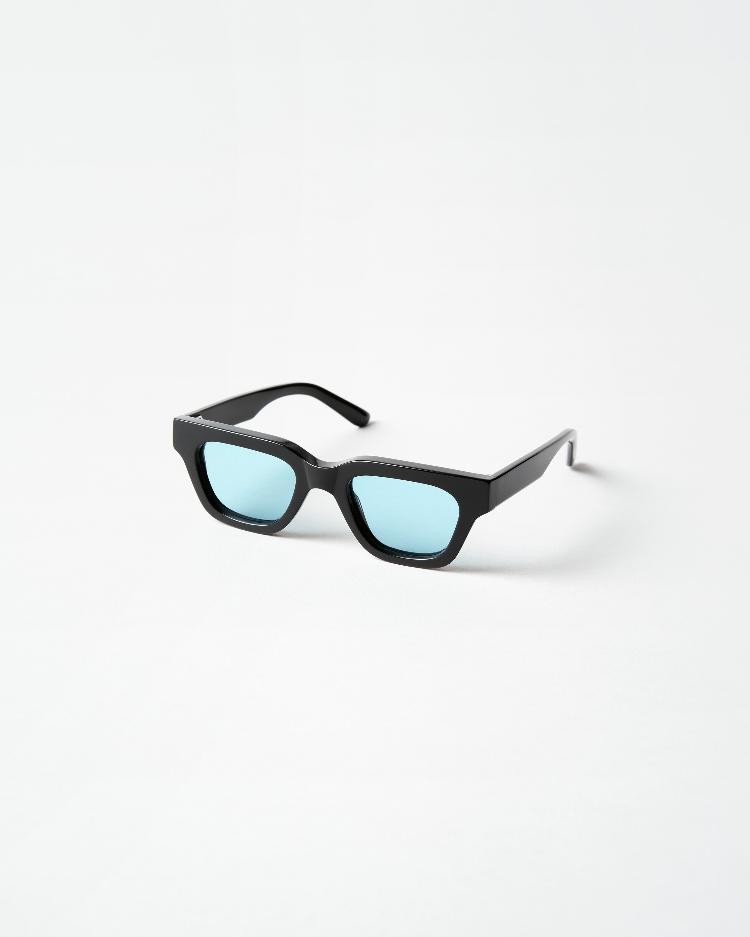 11 Lab Lens Blue 4