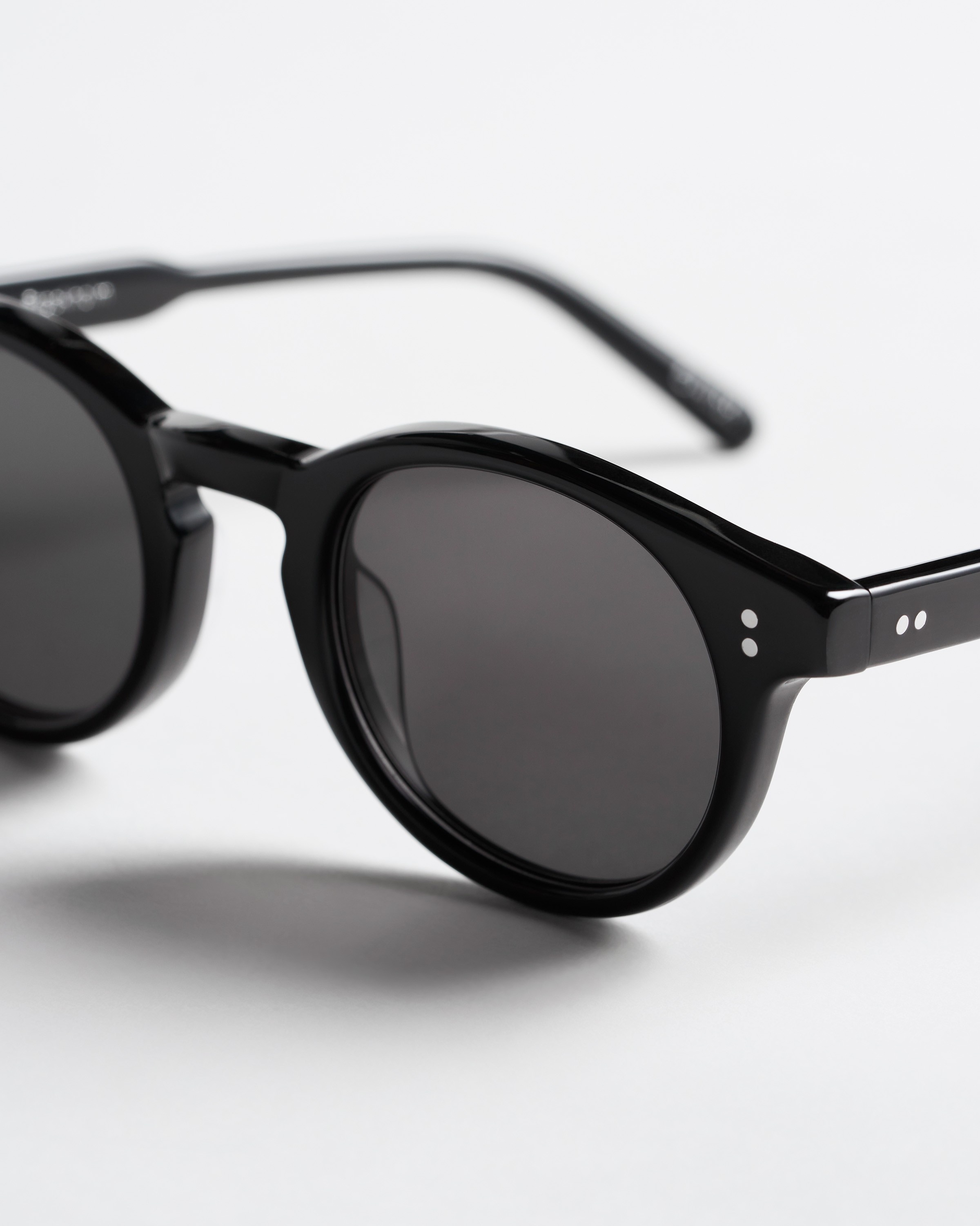 03 Black 7