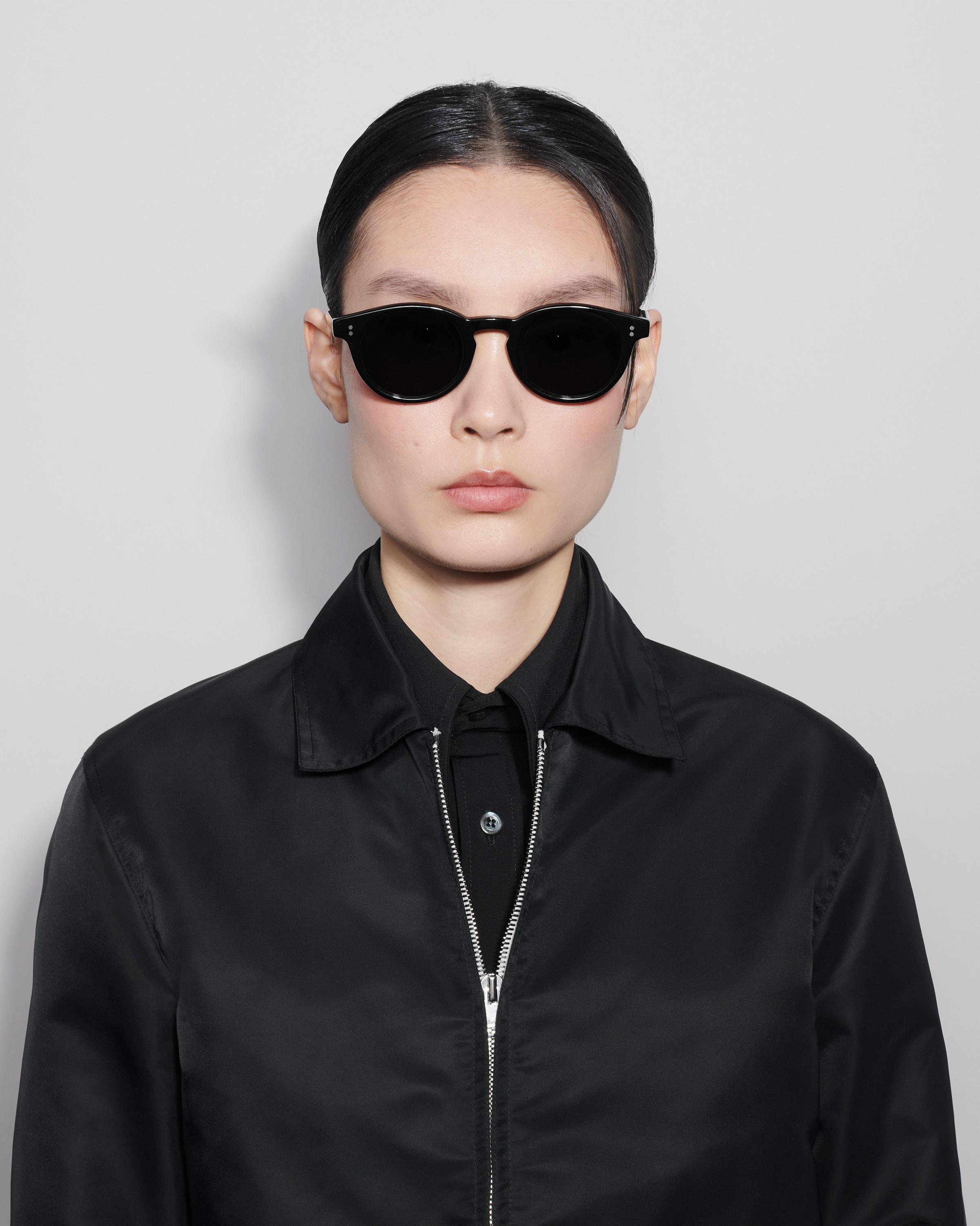 03 Black 5
