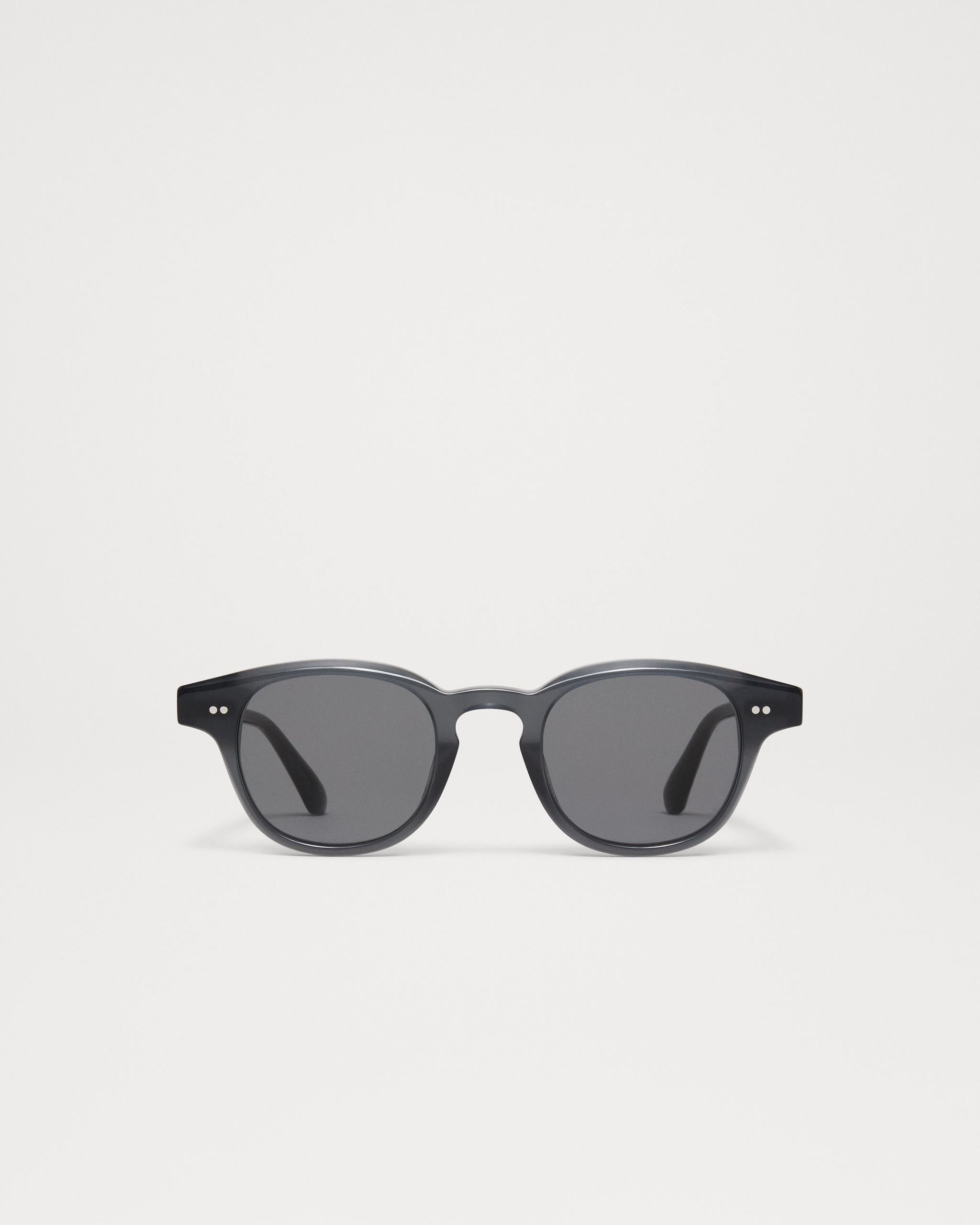 01 Dark Grey