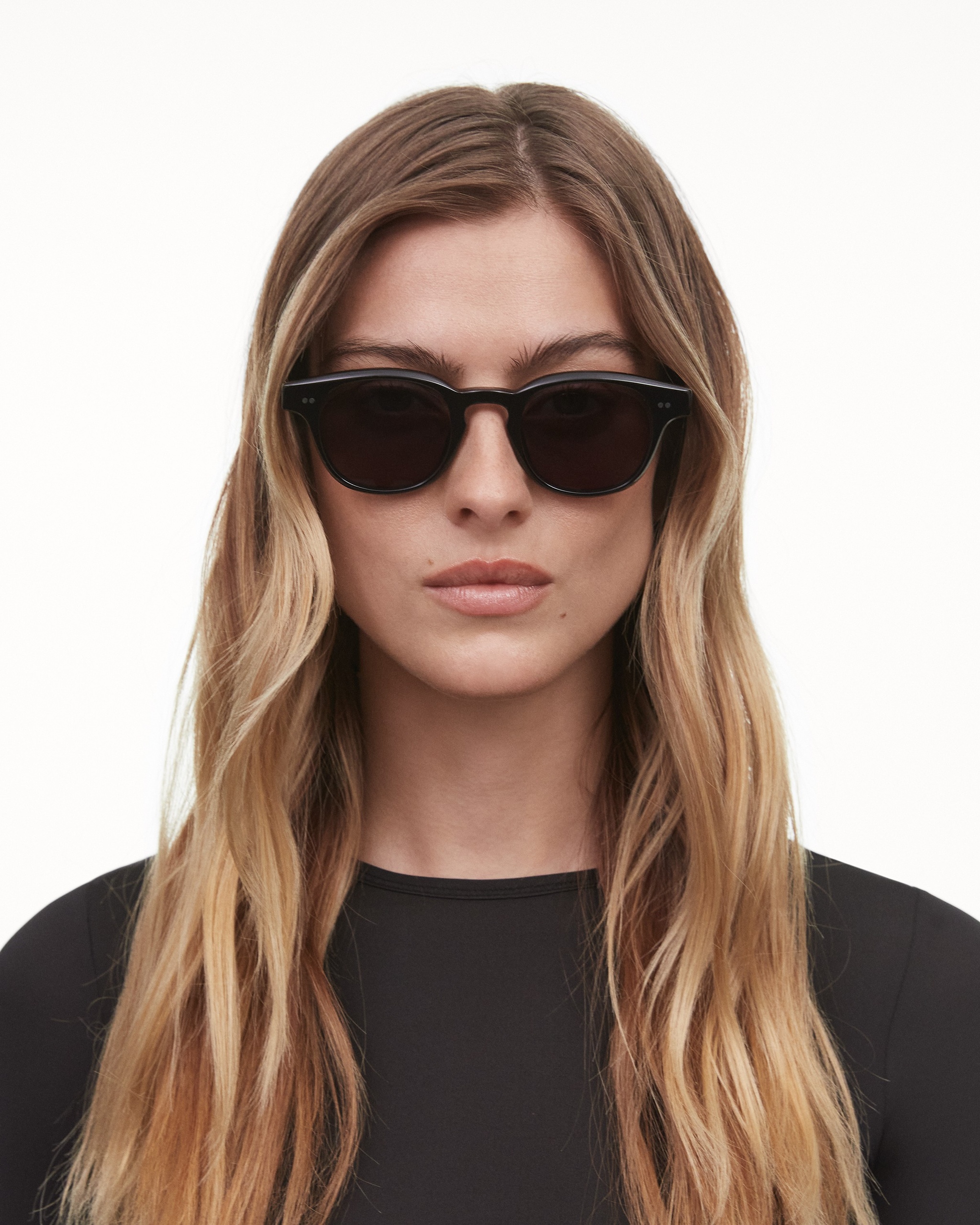 01 Black