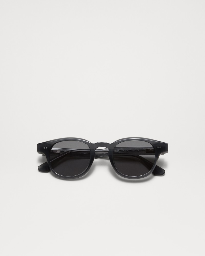 01 Dark Grey