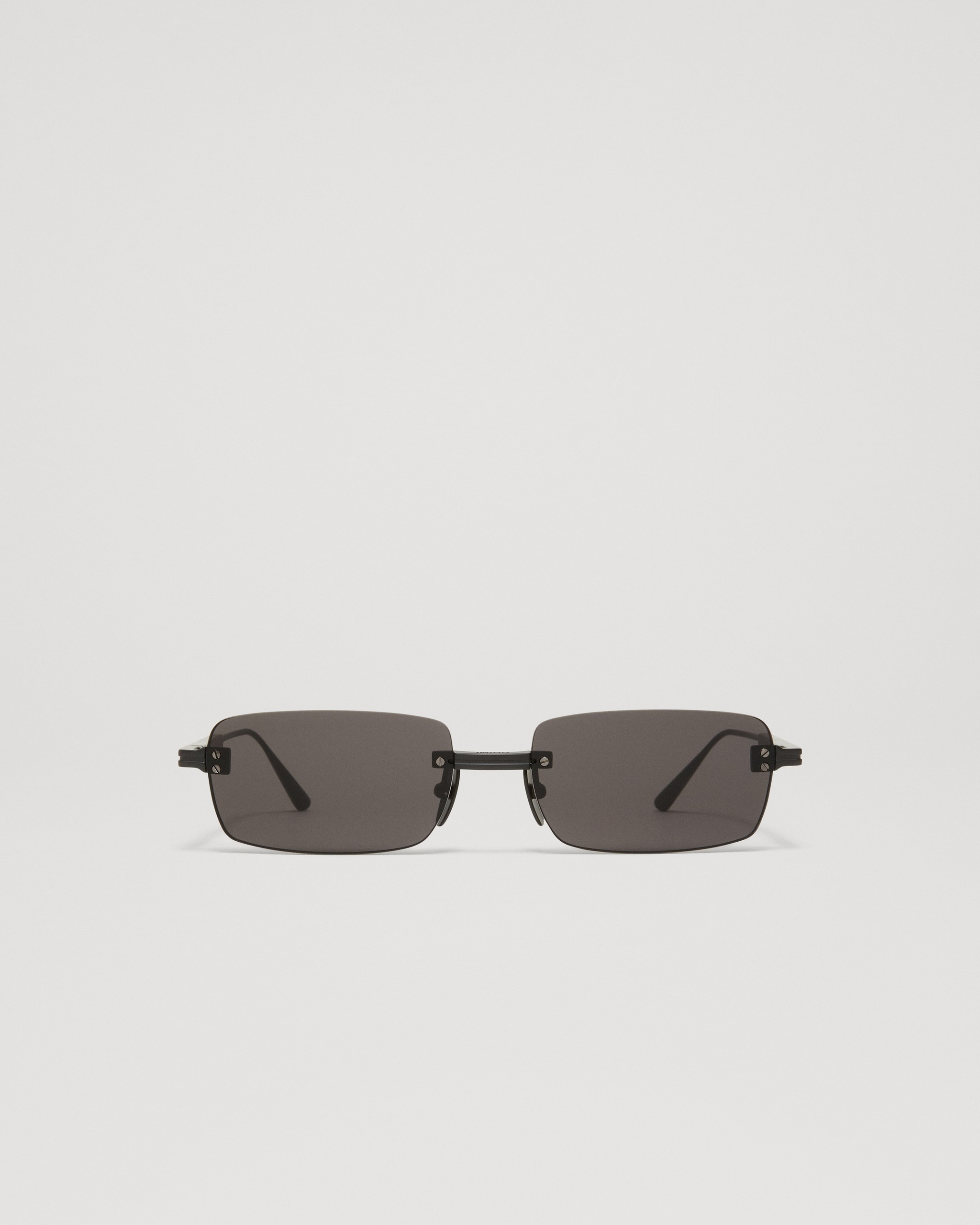 Rimless Parallel Black