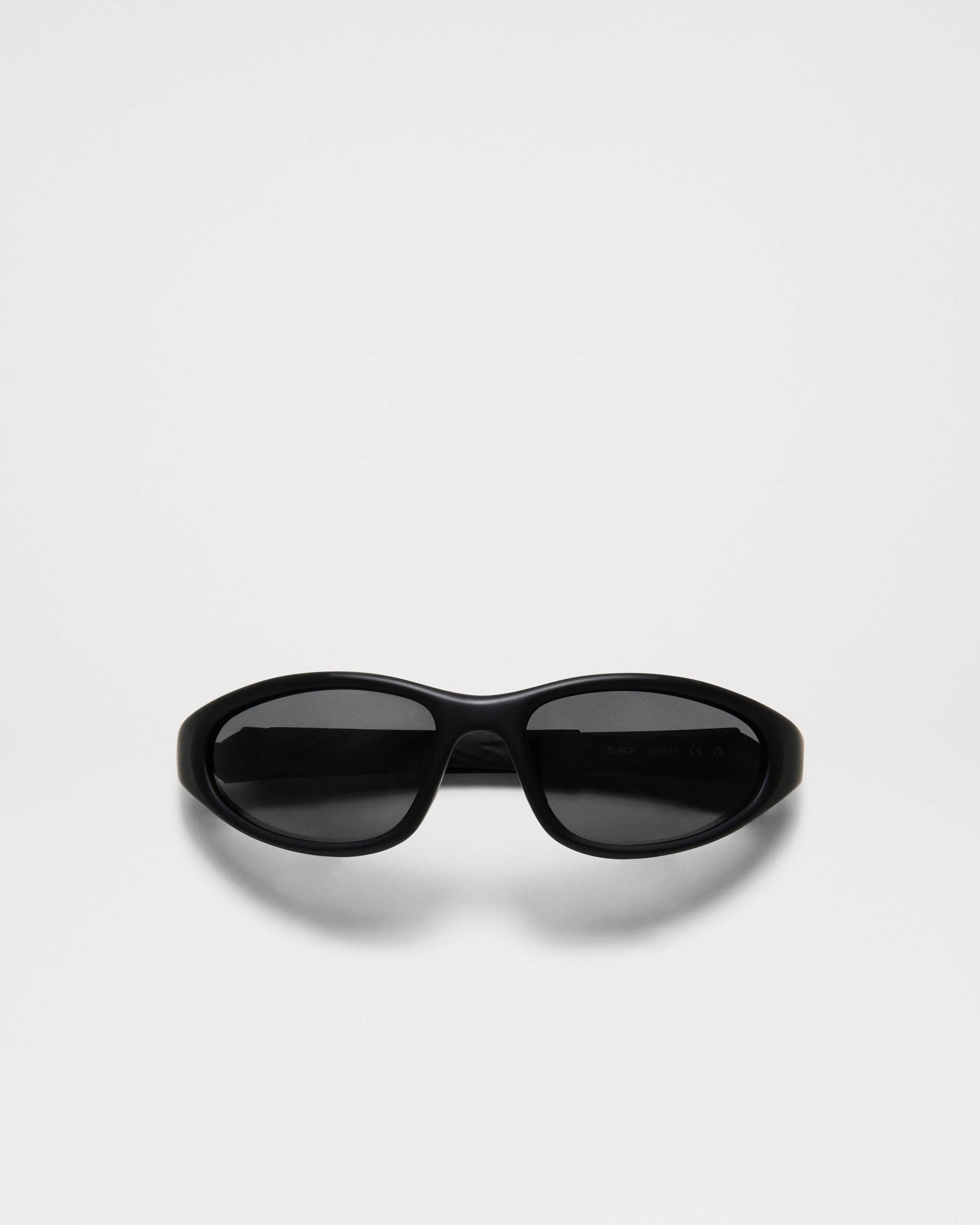 Split Black 0