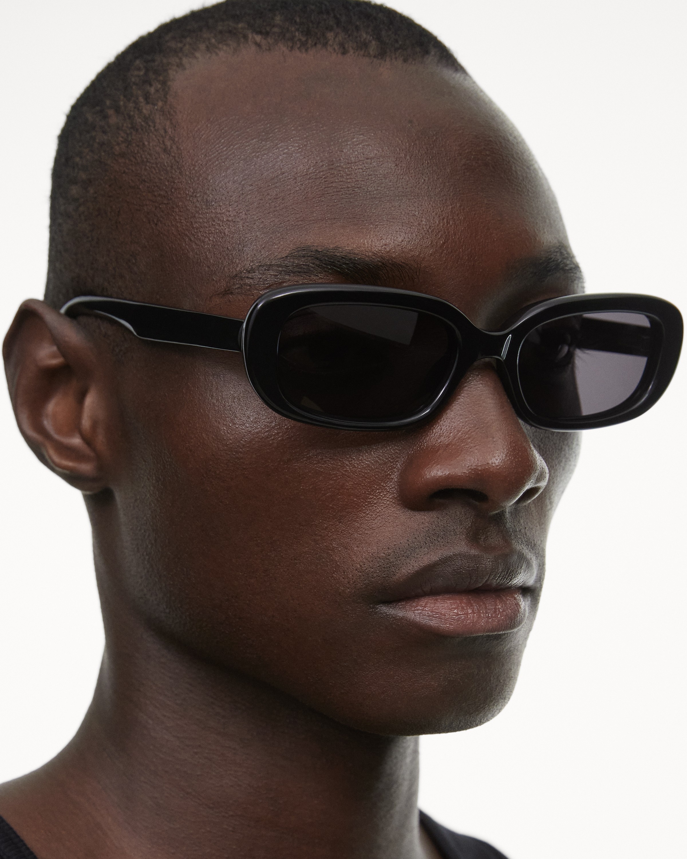 12 Black 4