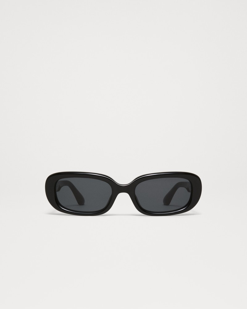 12 Black