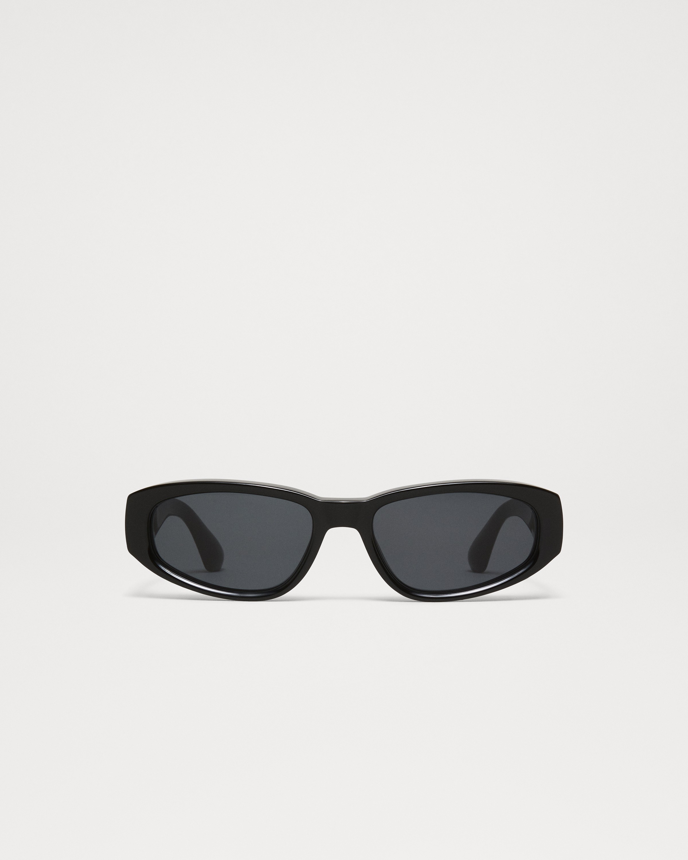 09 Black 3