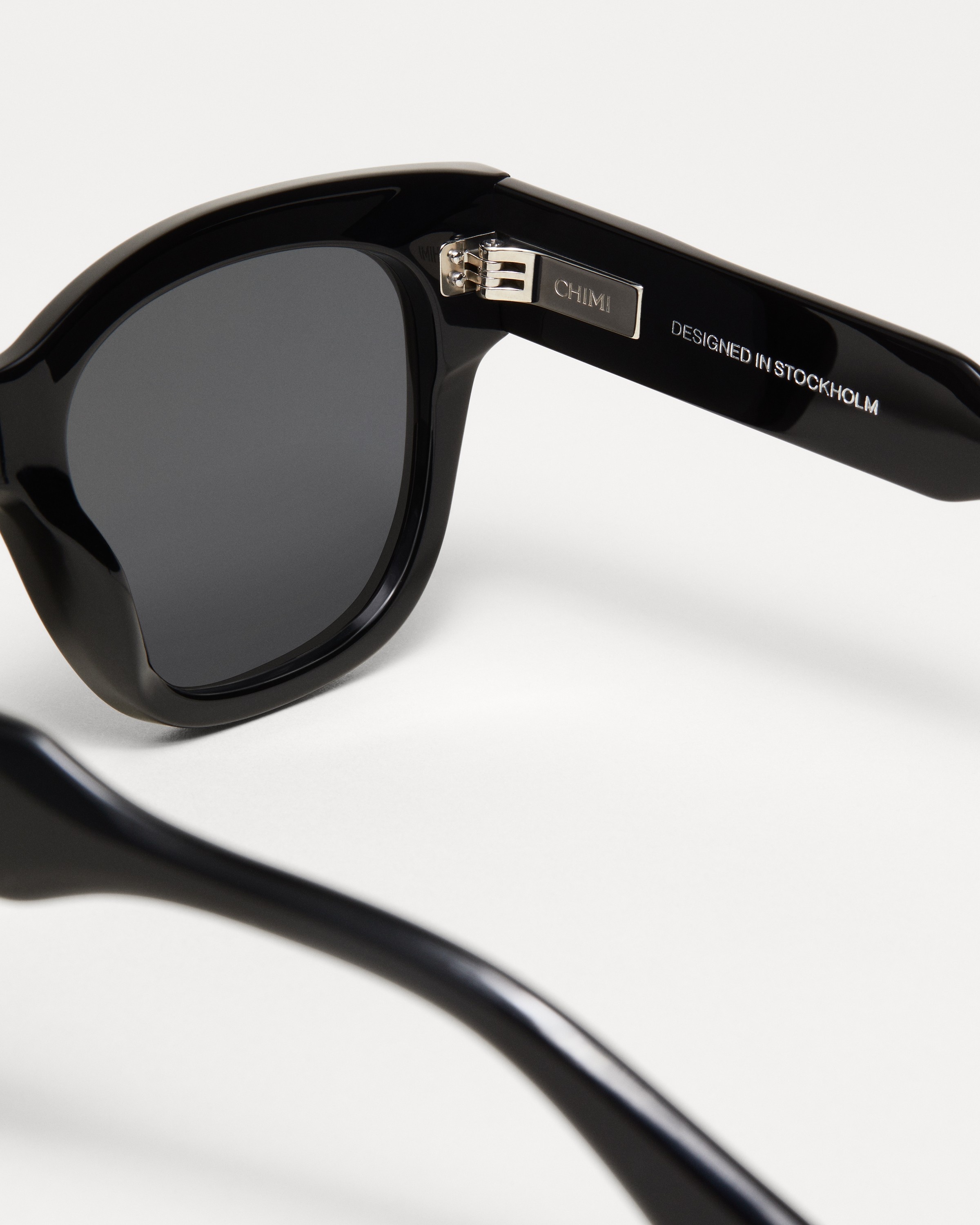 07 Black 5