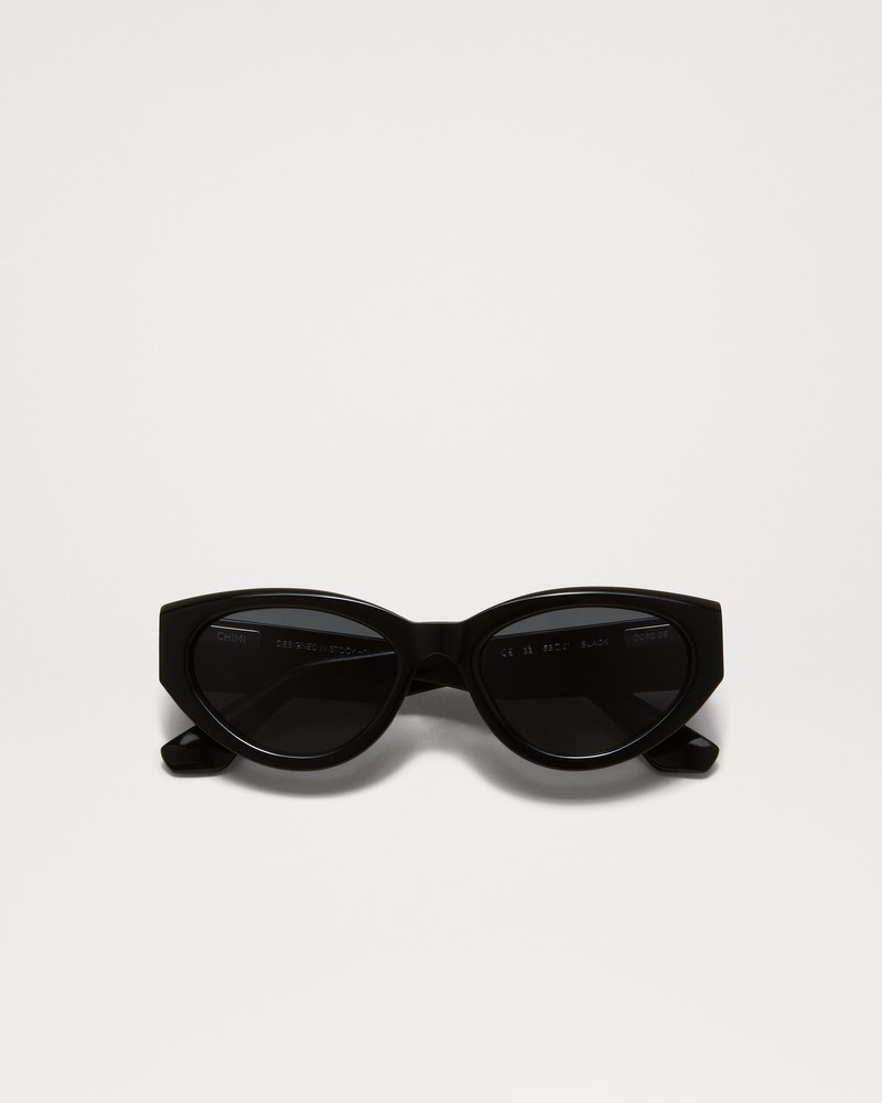 06 Black