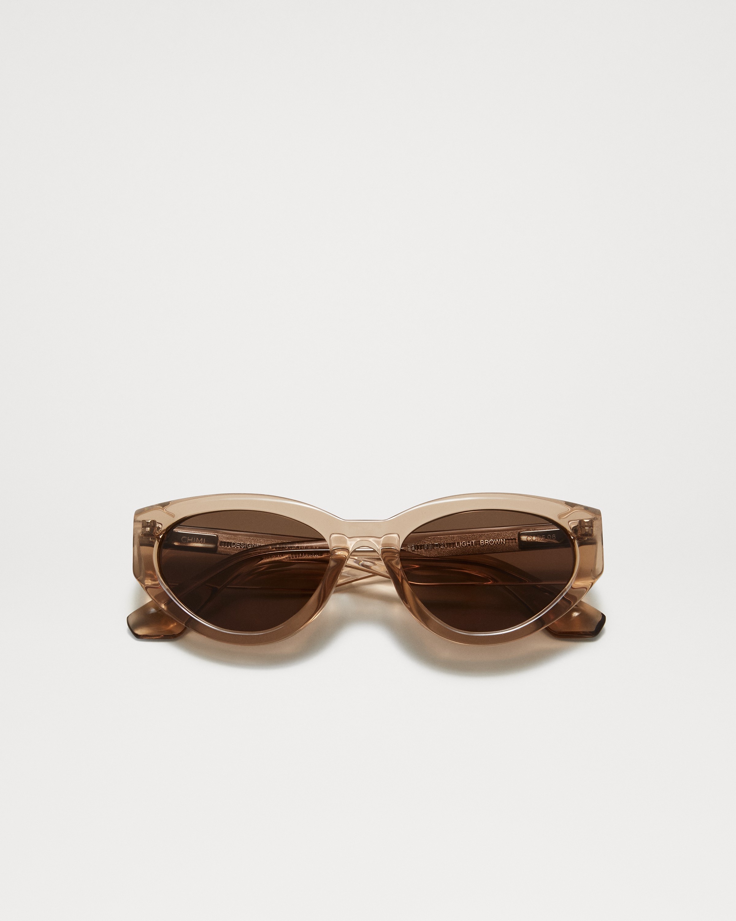 06 Light Brown 0