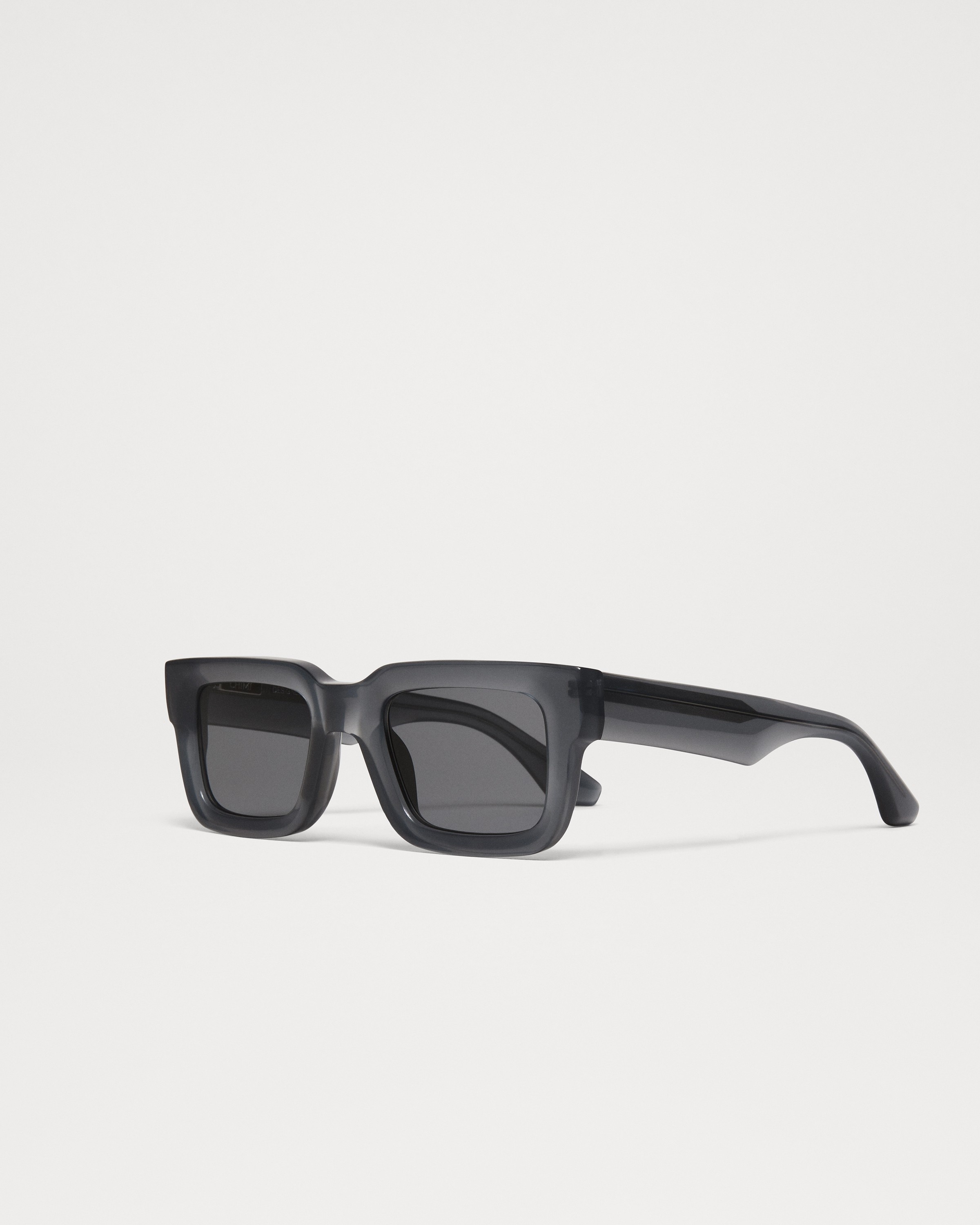 05 Dark Grey 4