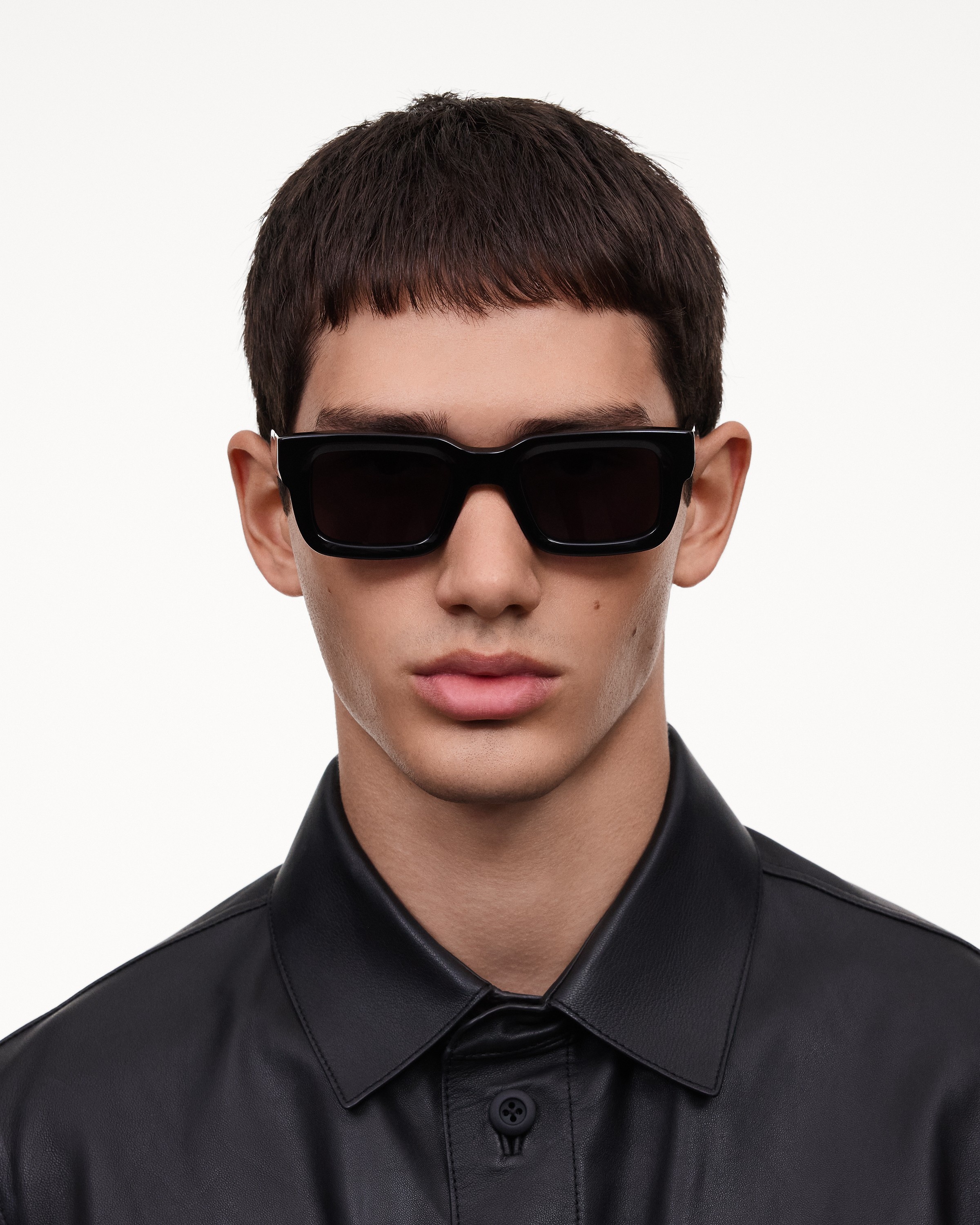 05 Black 2