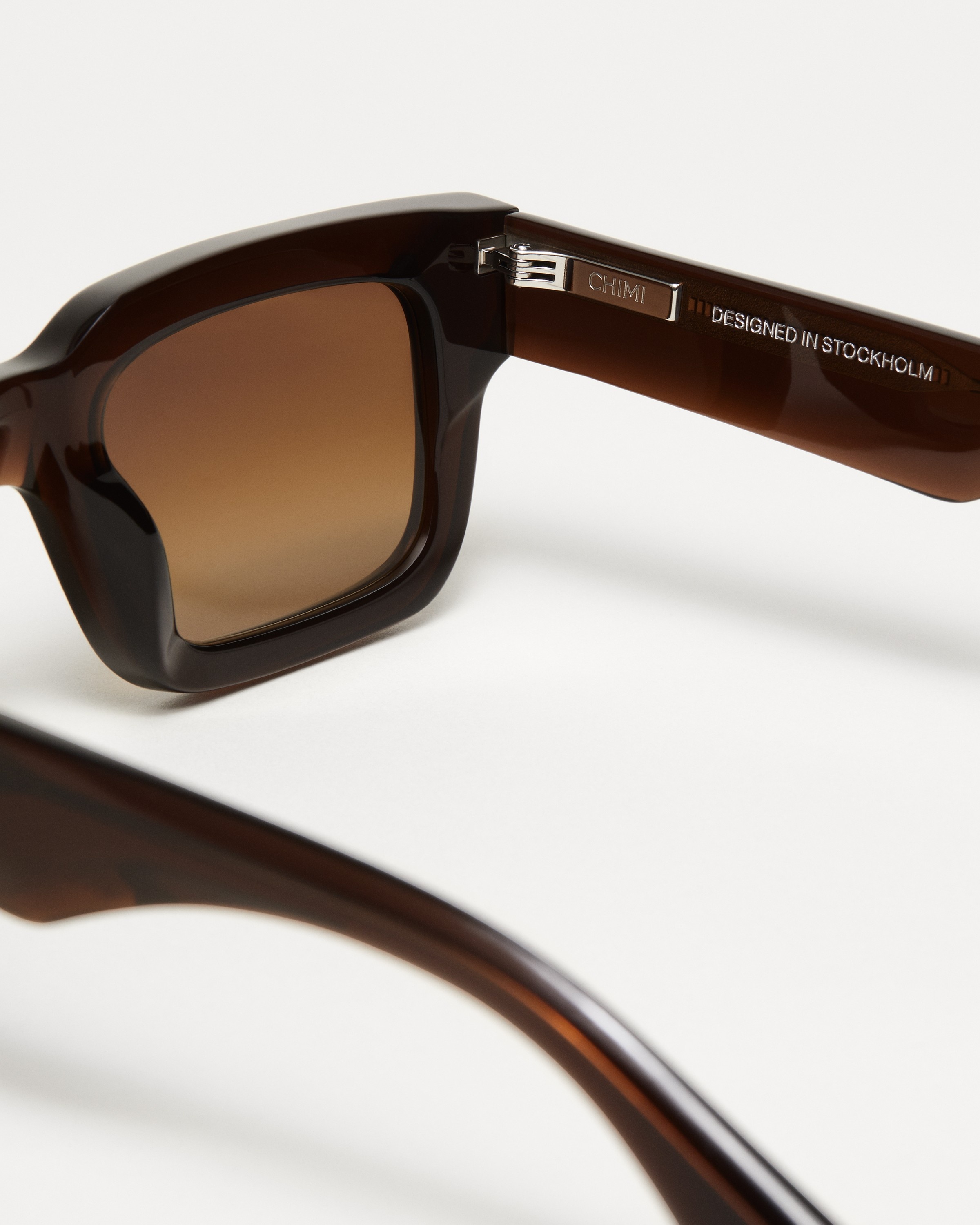 05 Brown 6