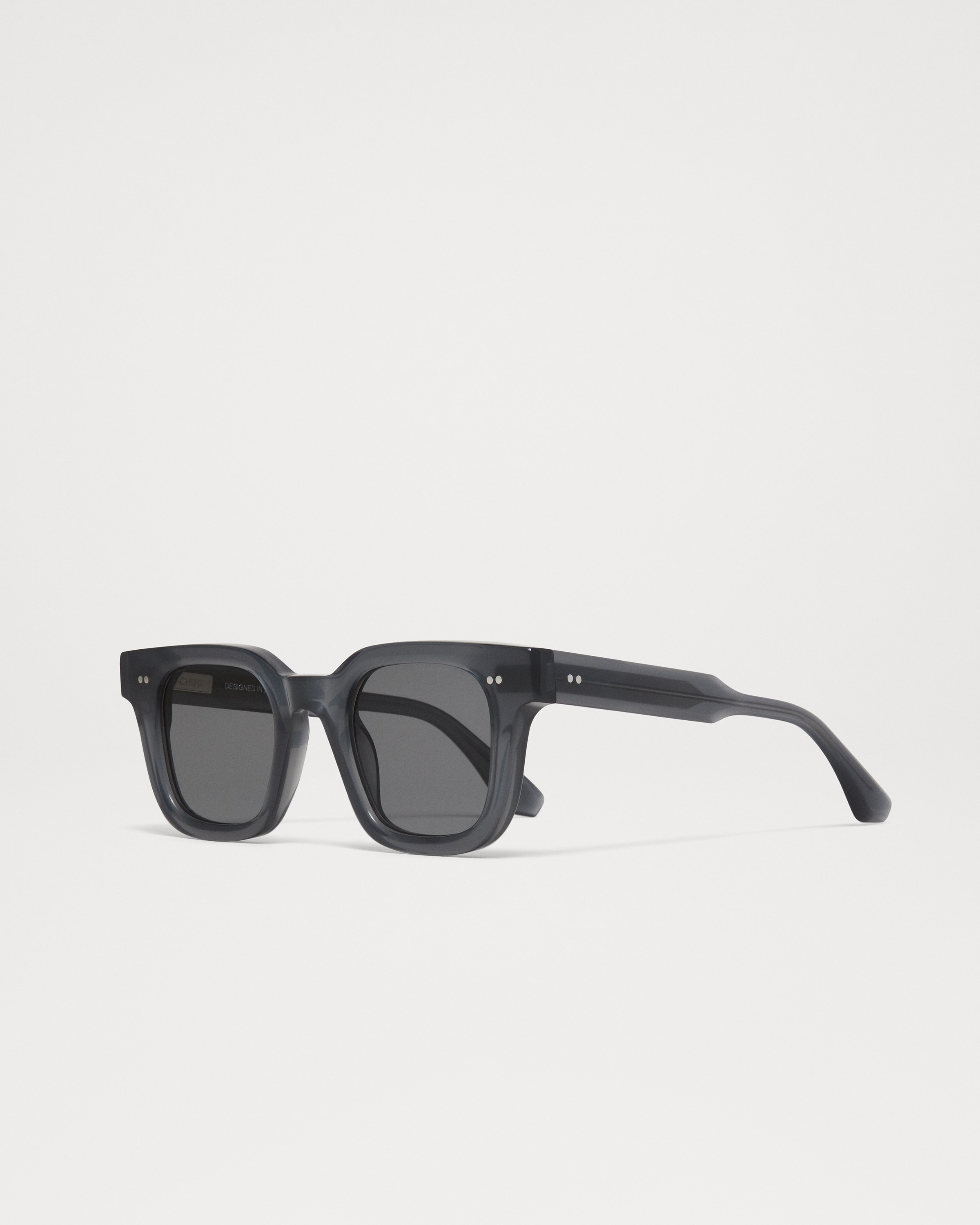 04 Dark Grey 5