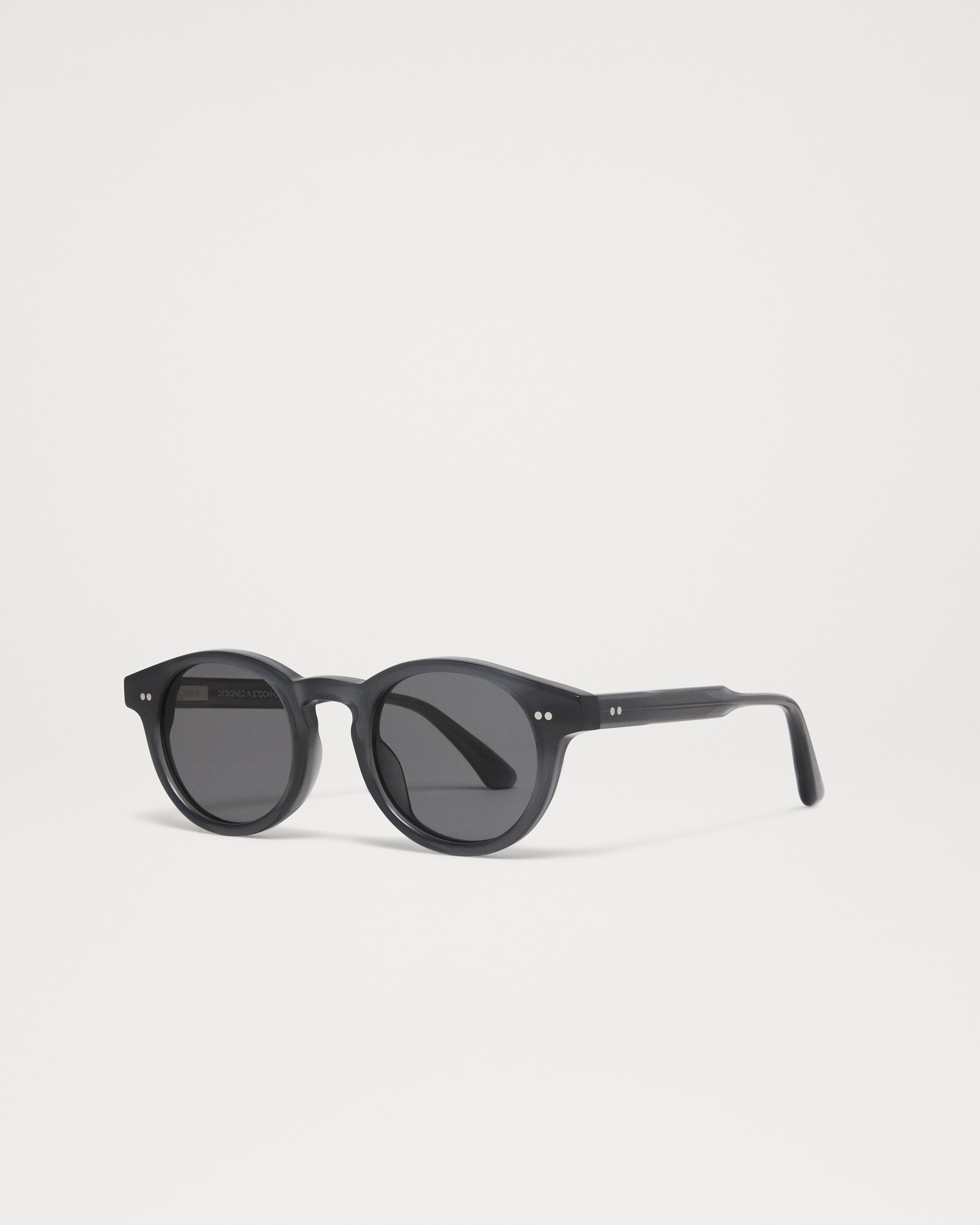 03 Dark Grey 4