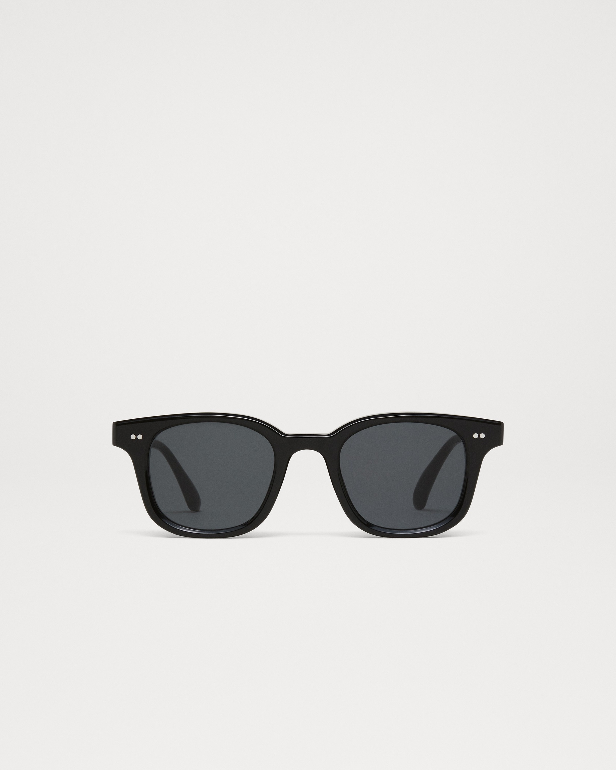 02 Black