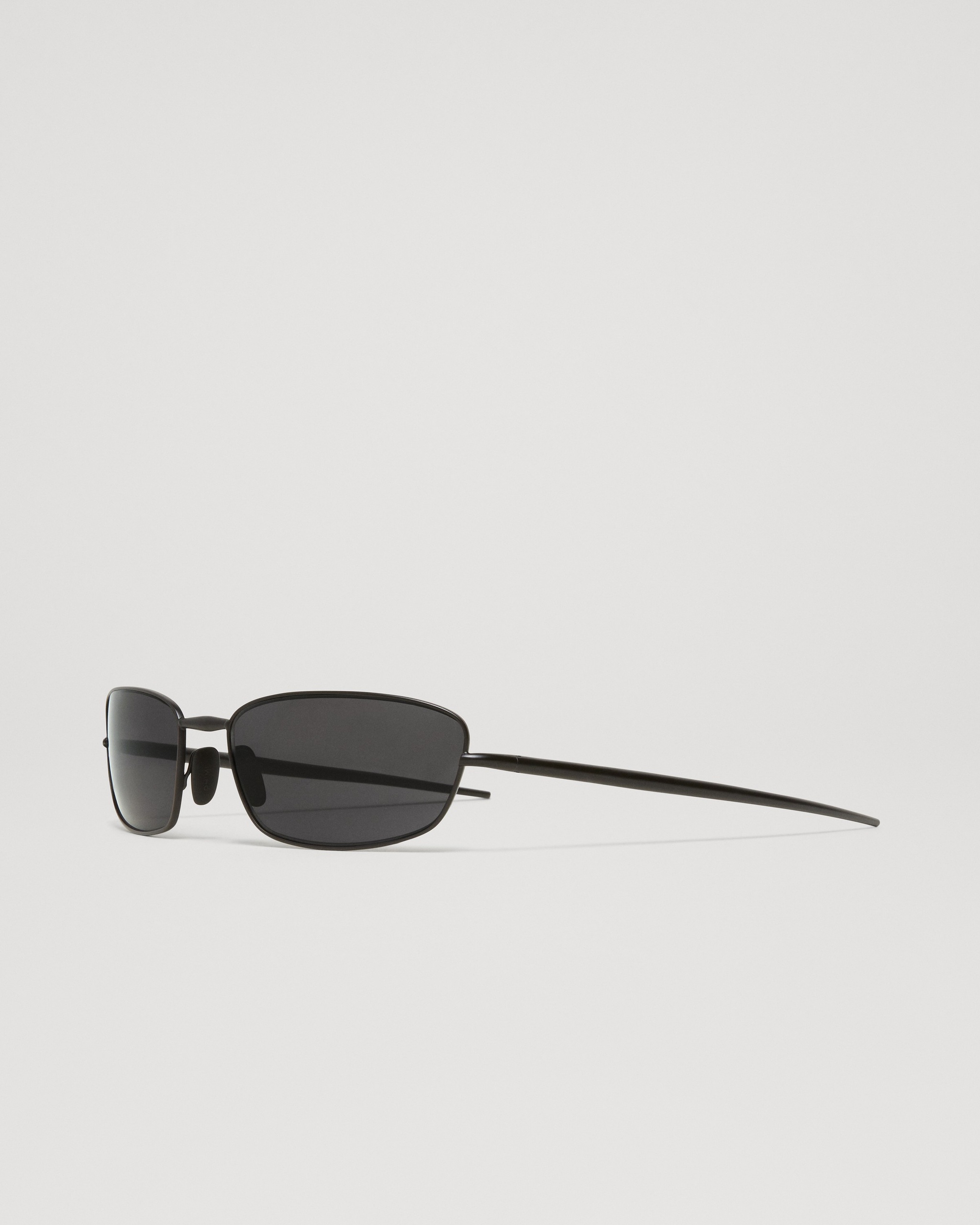 Reach Matte Black