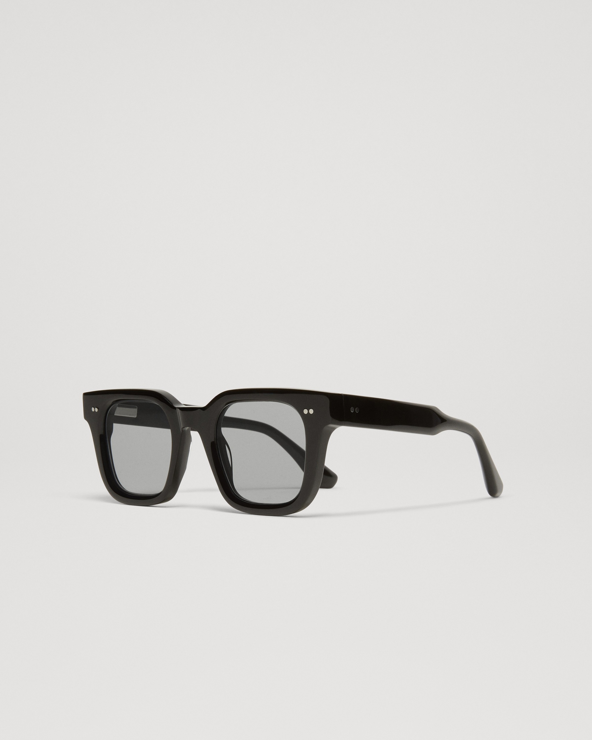 04 Photochromic Black