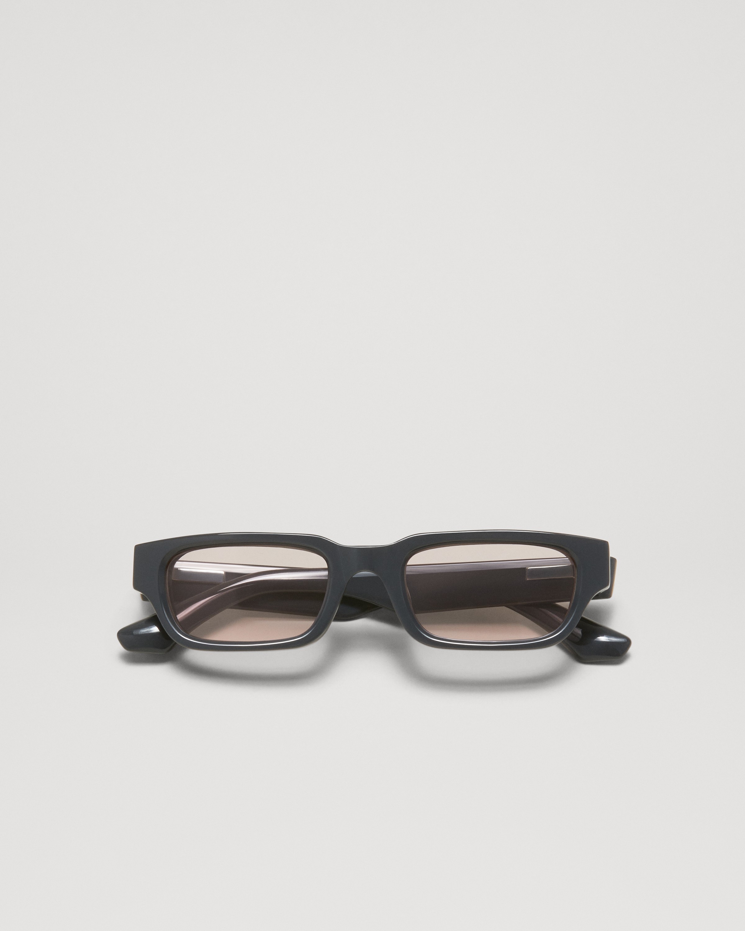 10 Photochromic Dark Grey 3