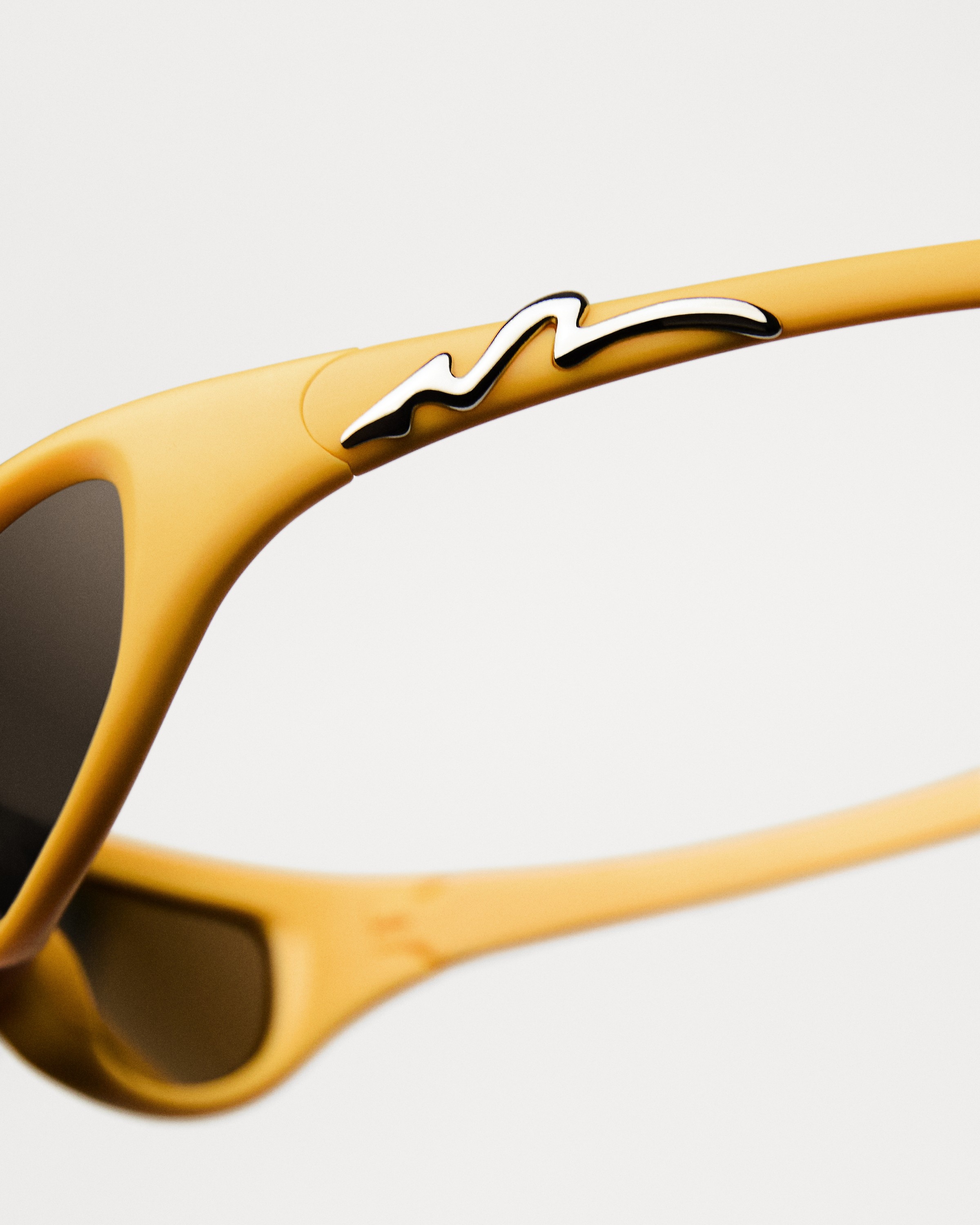 Pogba Yellow 5
