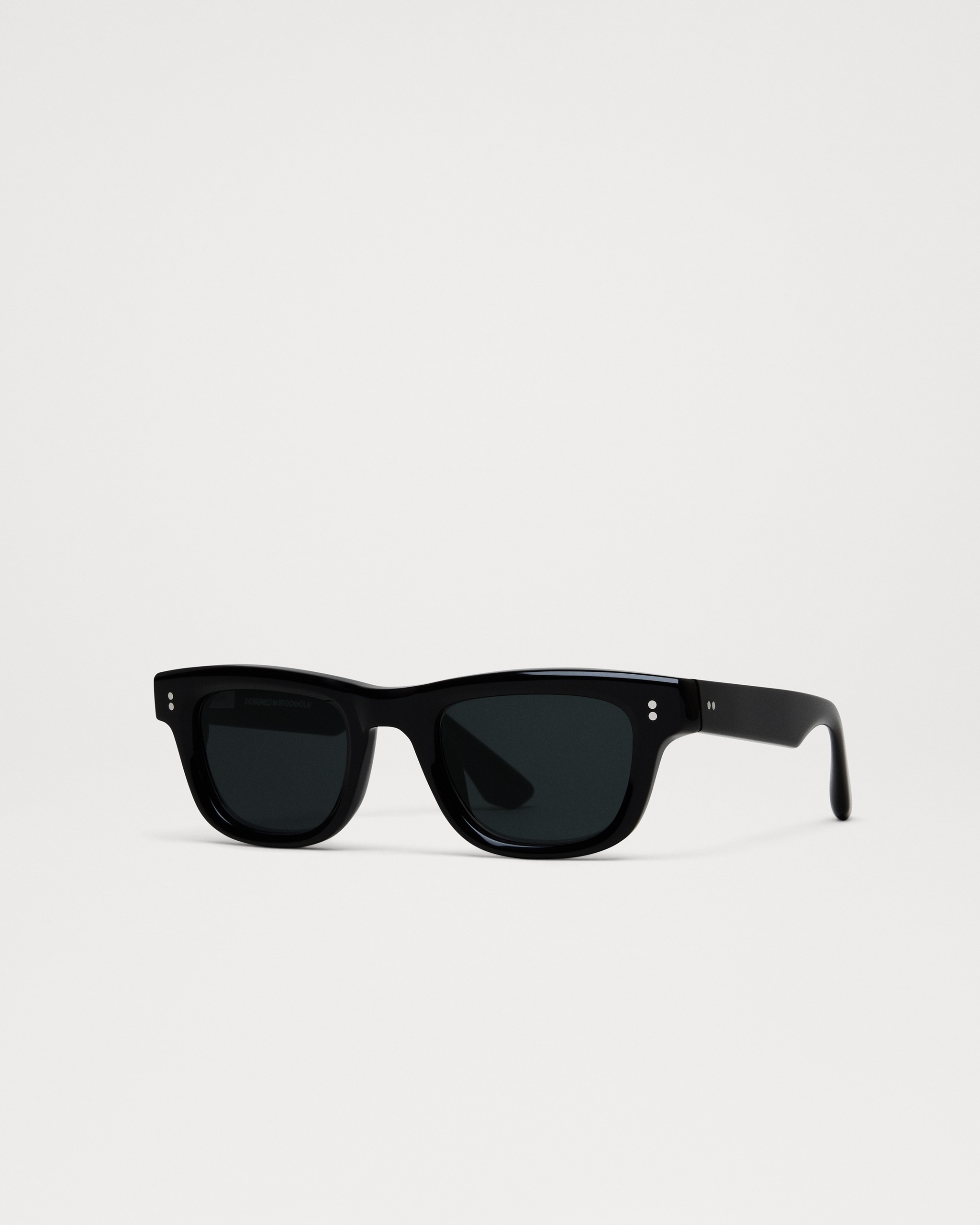08 Black