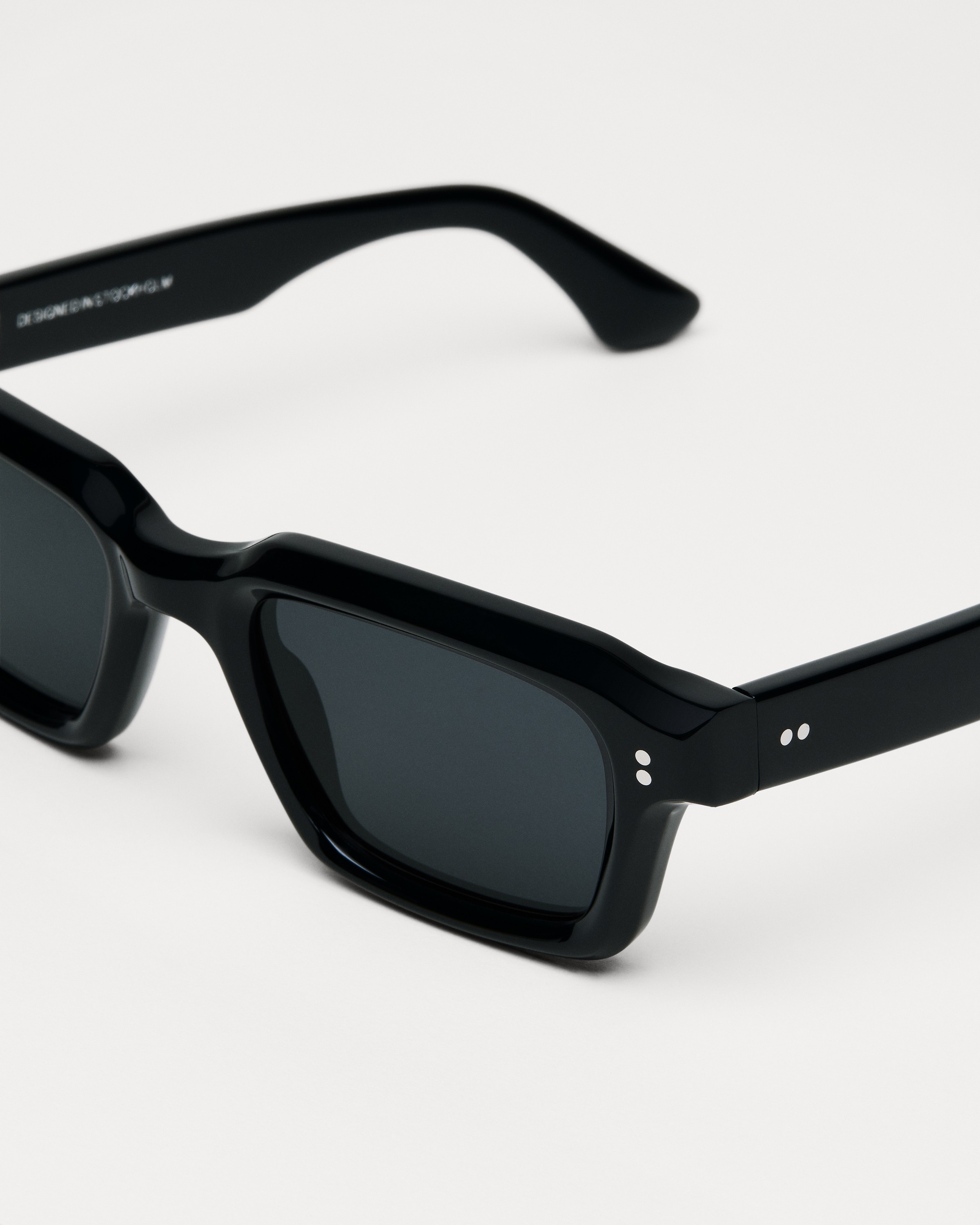 03 Black 5