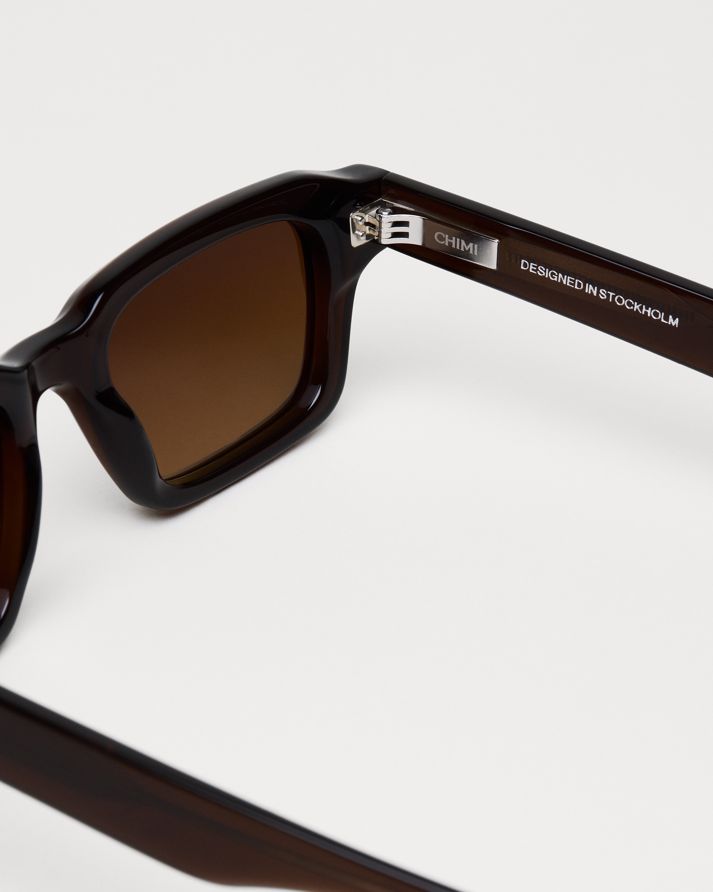 03 Brown 5