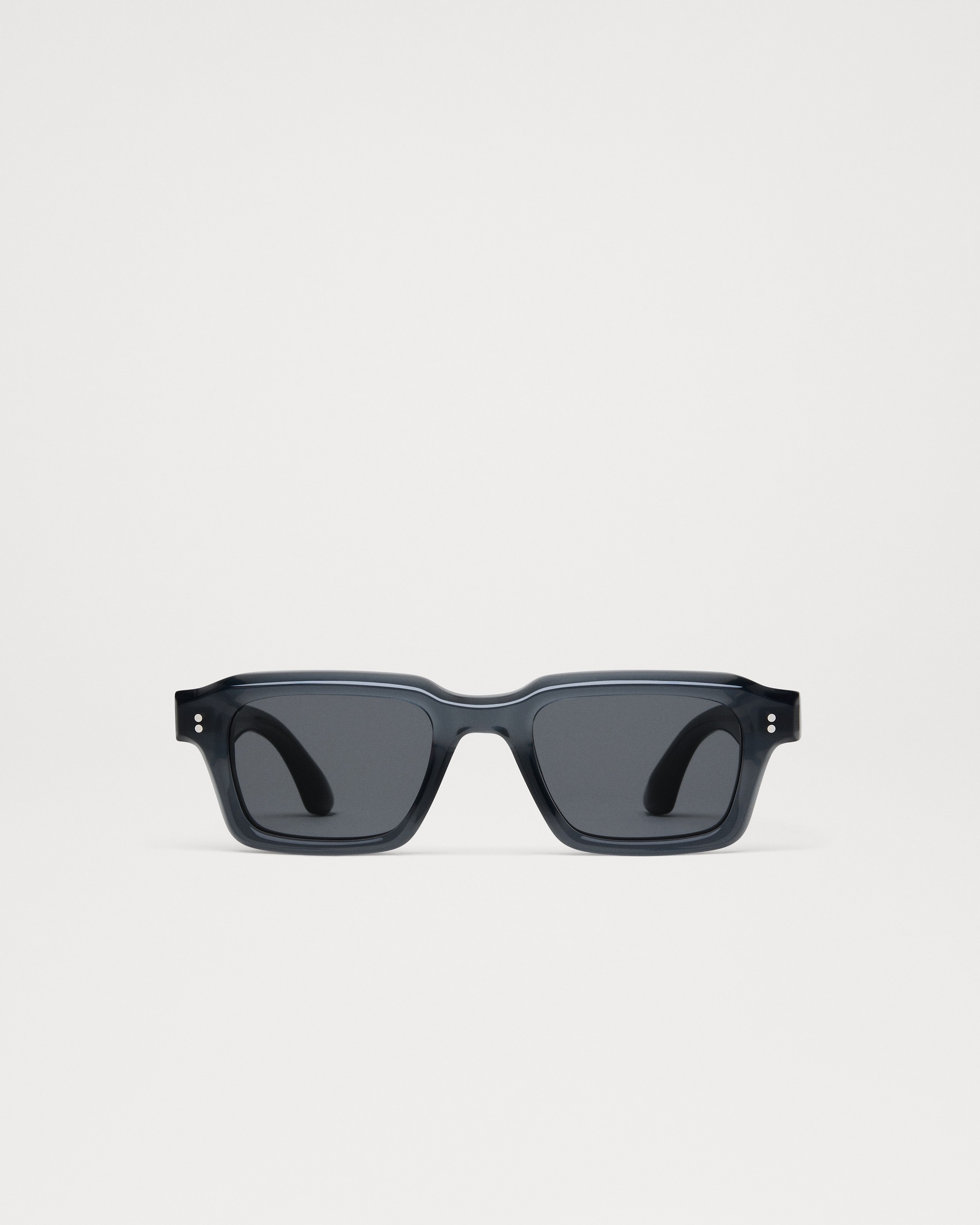 03 Dark Grey