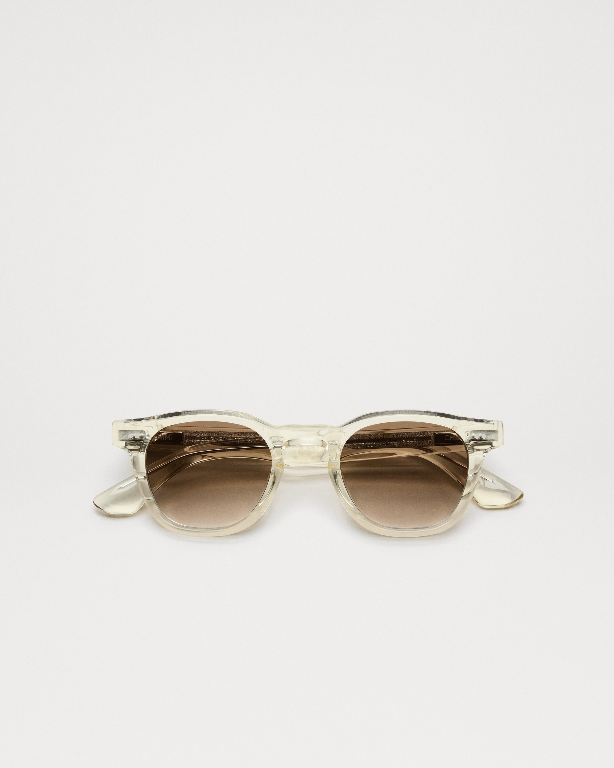 01 Pale Yellow