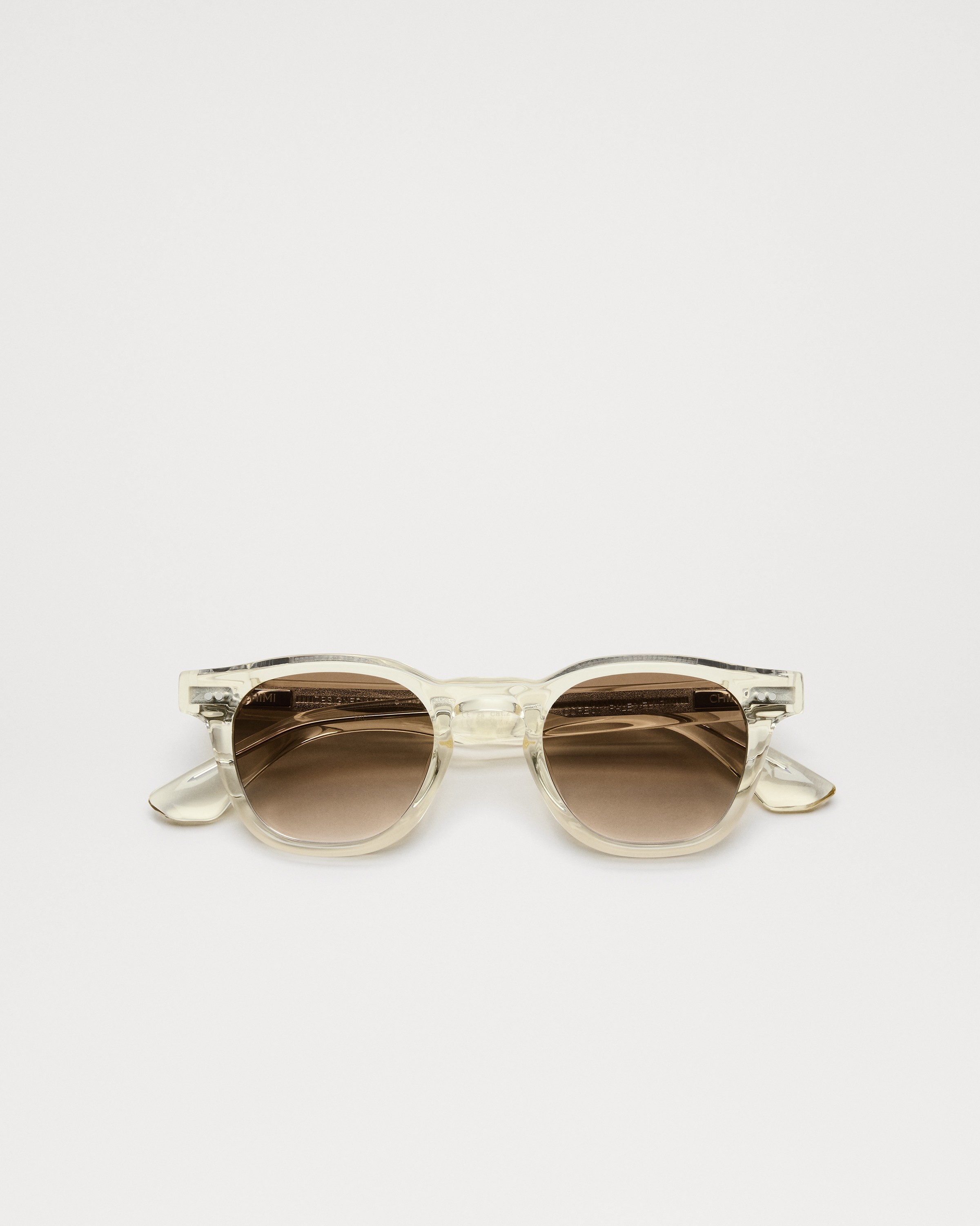 01 Pale Yellow 0