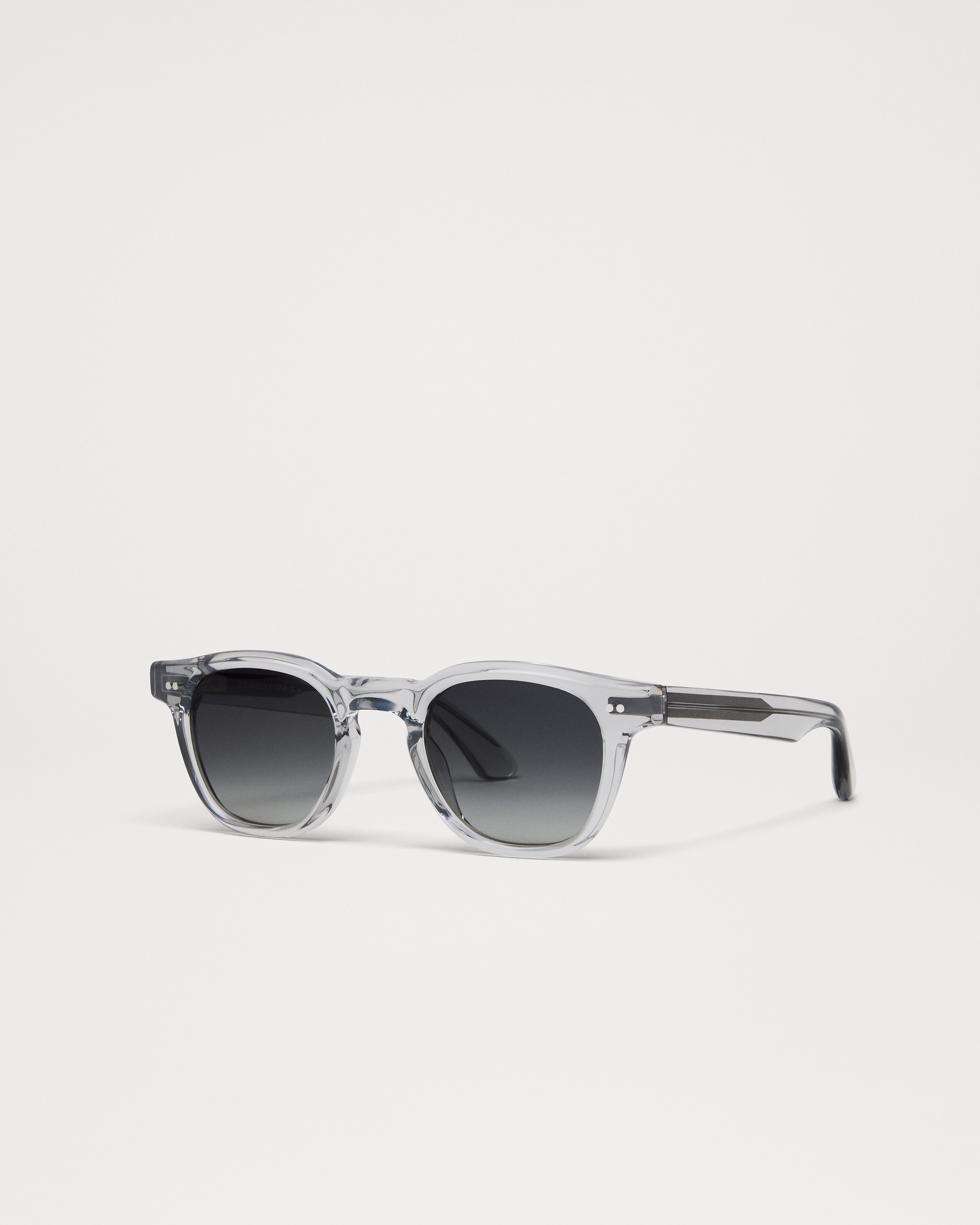 01 Grey 4